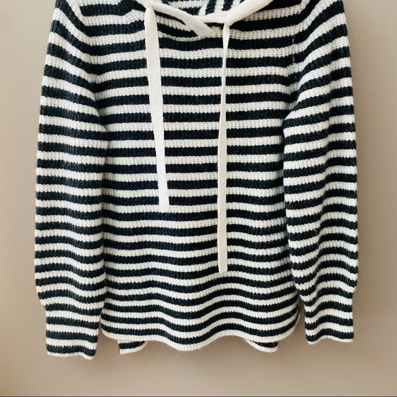 GAP Soft Knit Pullover Hoodie Gray/White Sz Small - Picture 3 of 8